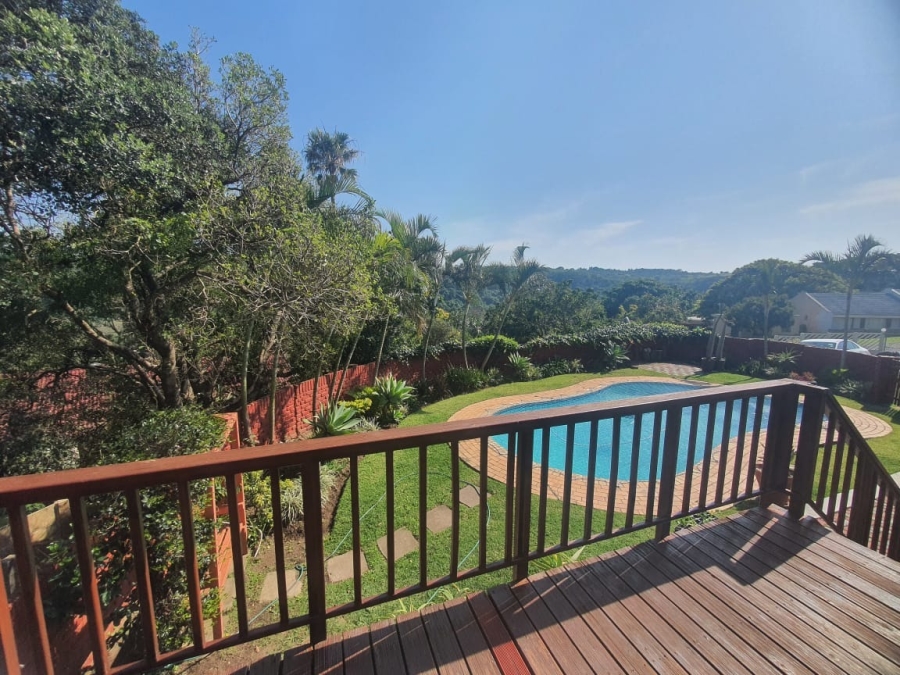 To Let 5 Bedroom Property for Rent in Beacon Bay Eastern Cape